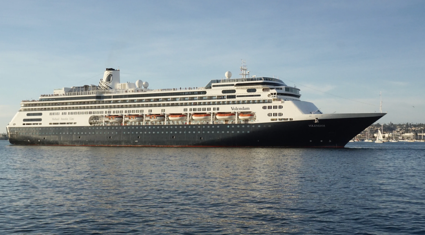 Cruise Ship